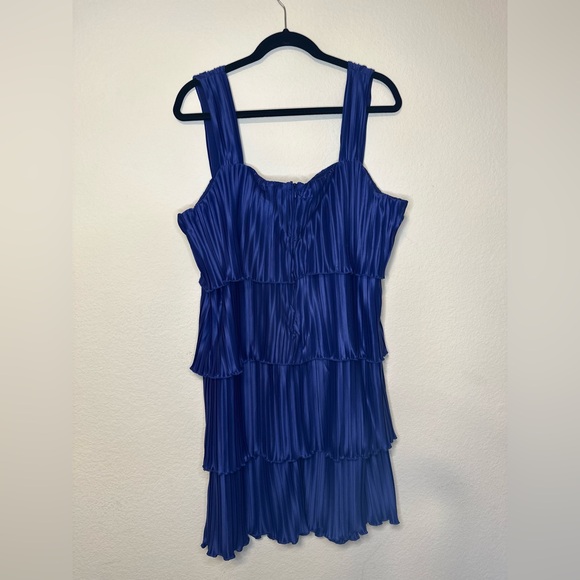 DKNY Berry Blue 💙 Plisse Tiered Satin Dress Size 16 - Picture 7 of 12